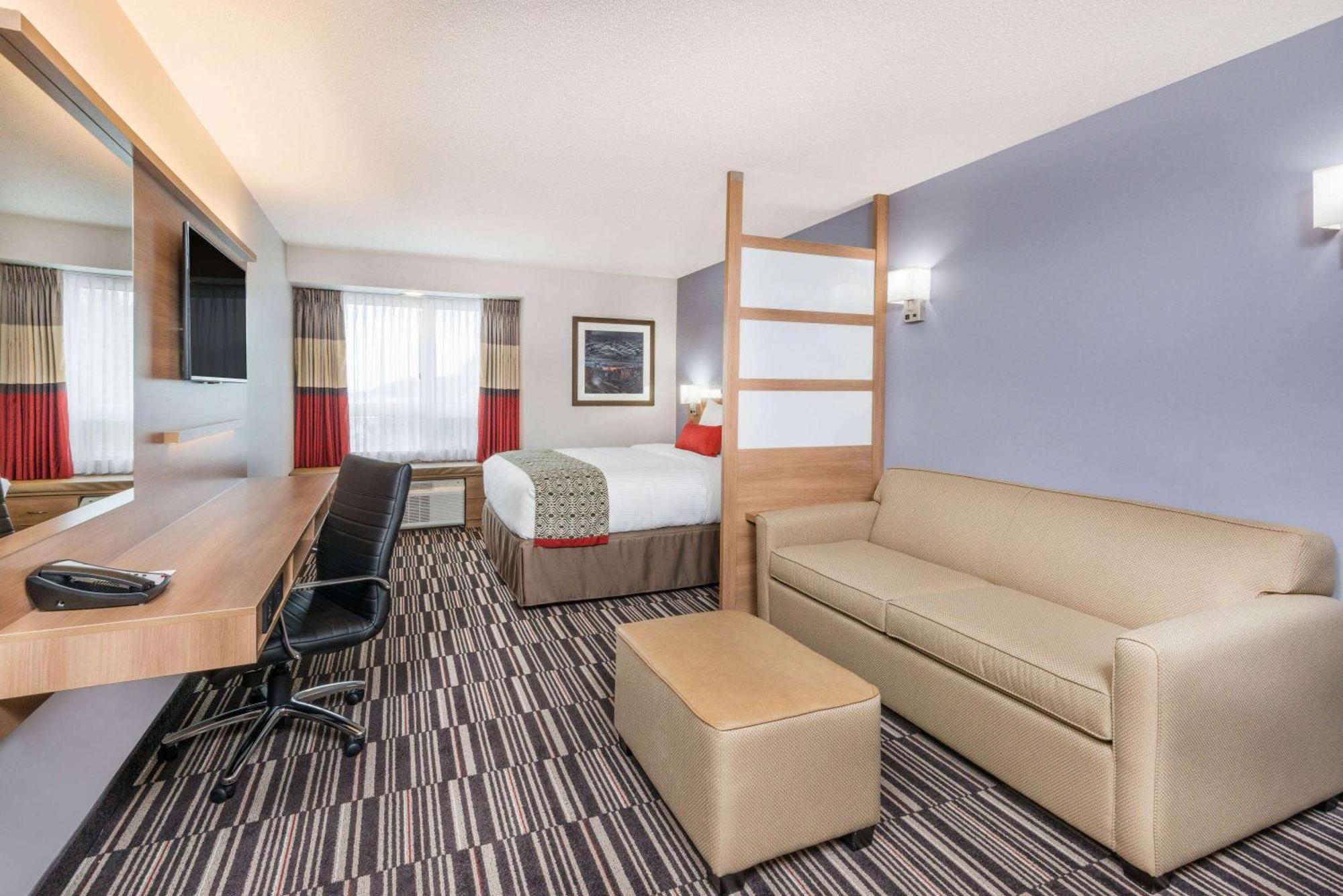 Microtel Inn & Suites By Wyndham Sudbury Exterior photo