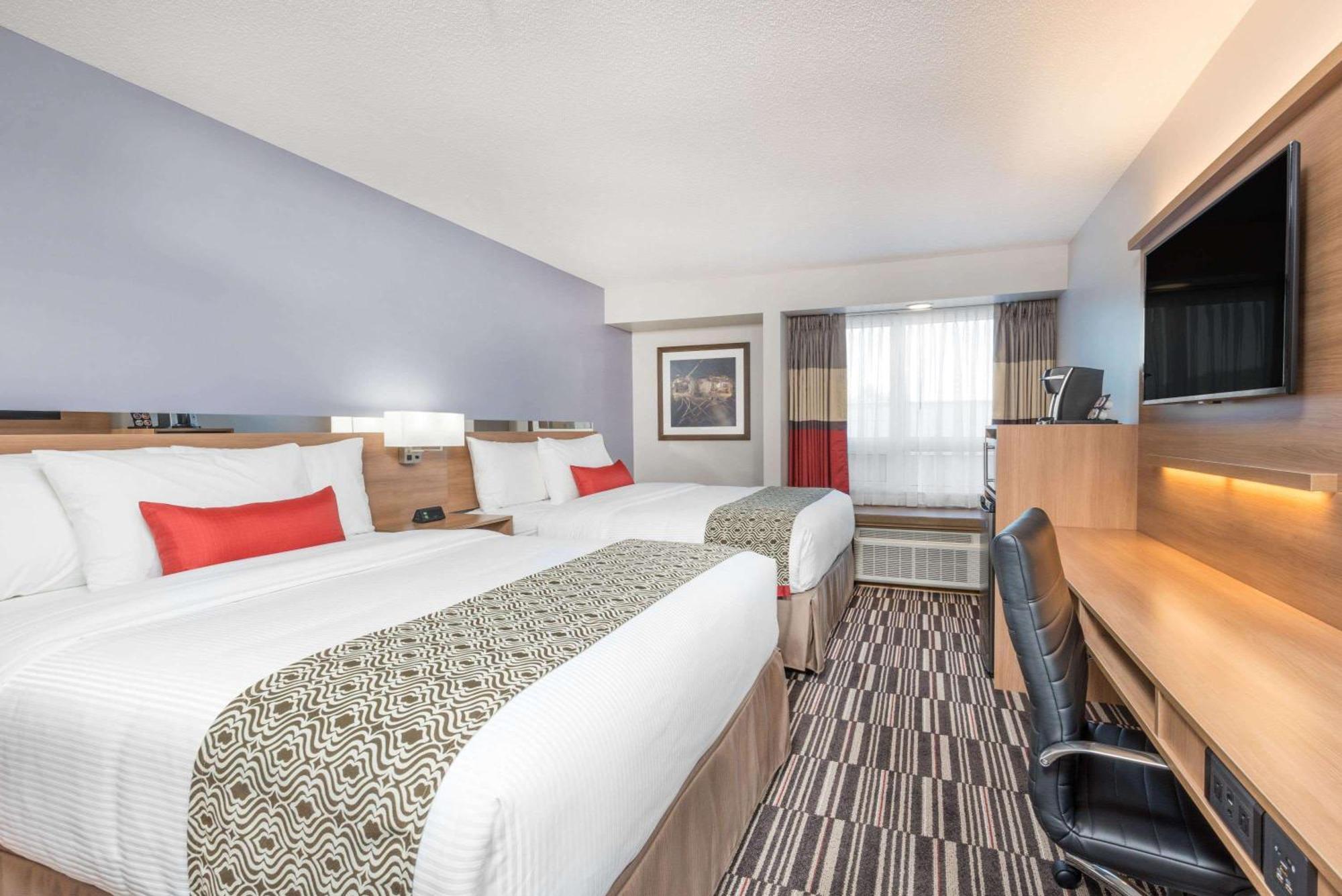 Microtel Inn & Suites By Wyndham Sudbury Exterior photo